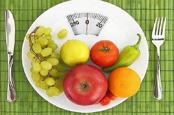 مصرف چند کالری در روز موجب کاهش وزن ایمن می شود
